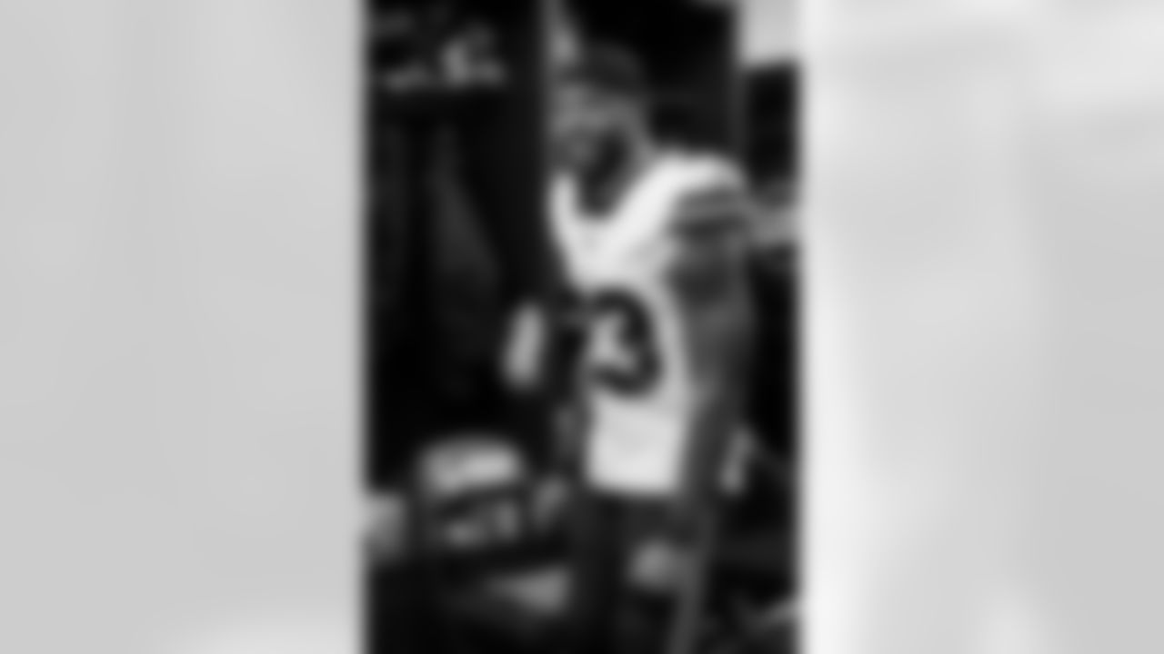 New England Patriots vs Buffalo Bills, Regular Season, December 14, 2025 at Gillette Stadium.