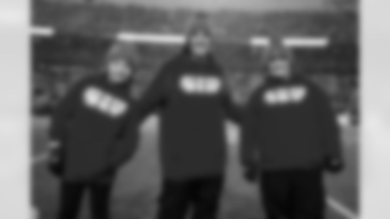 Buffalo Bills vs Philadelphia Eagles, Regular Season, December 28, 2025 at Highmark Stadium.