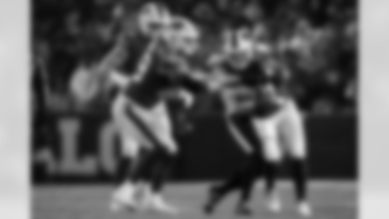 Buffalo Bills vs Philadelphia Eagles, Regular Season, December 28, 2025 at Highmark Stadium.