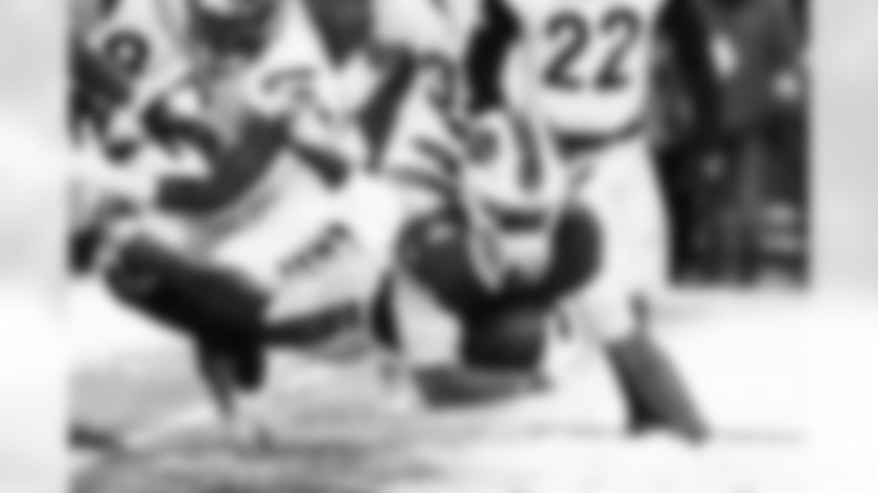 Buffalo Bills vs Cincinnati Bengals, Regular Season, December 07, 2025 at Highmark Stadium.