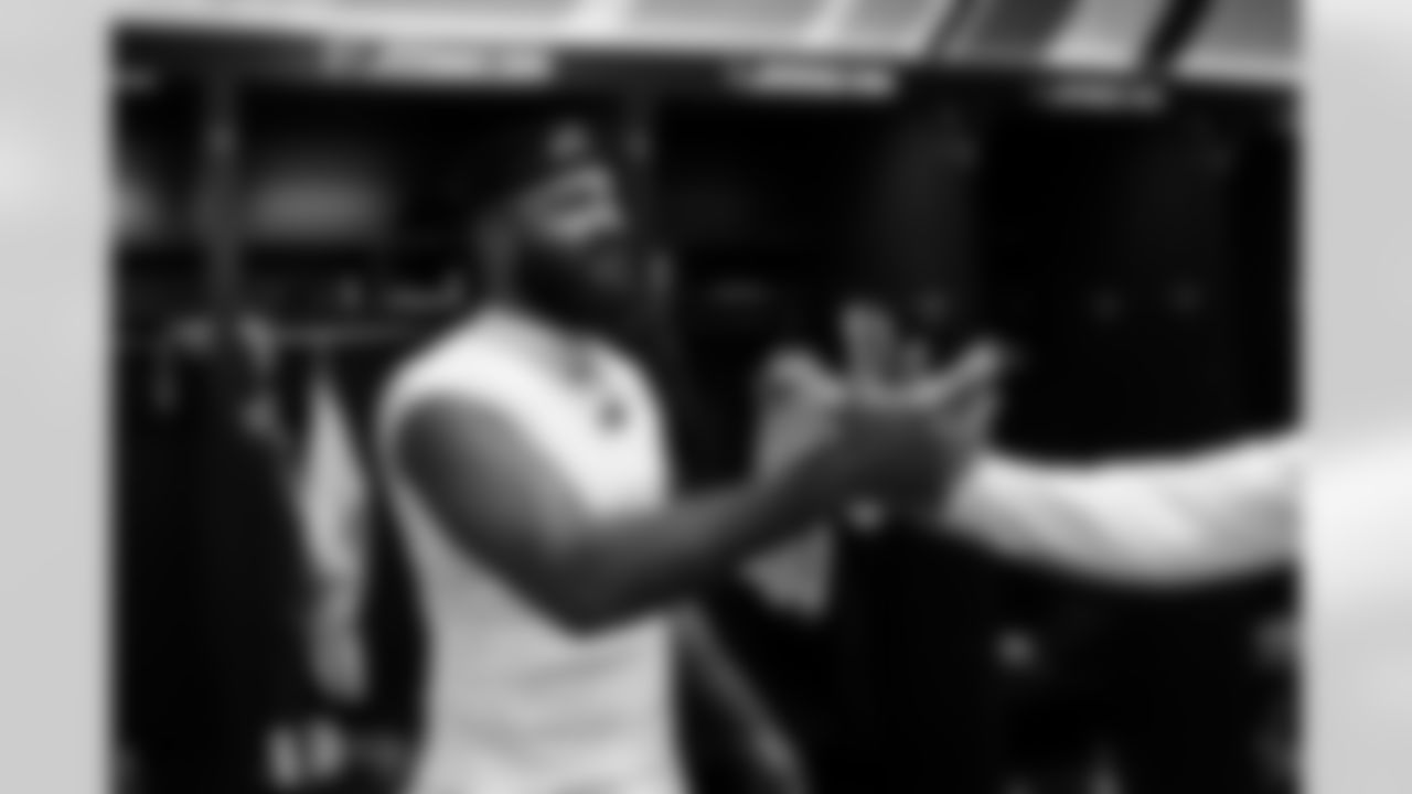 Buffalo Bills vs Tampa Bay Buccaneers, Regular Season, November 16, 2025 at Highmark Stadium.