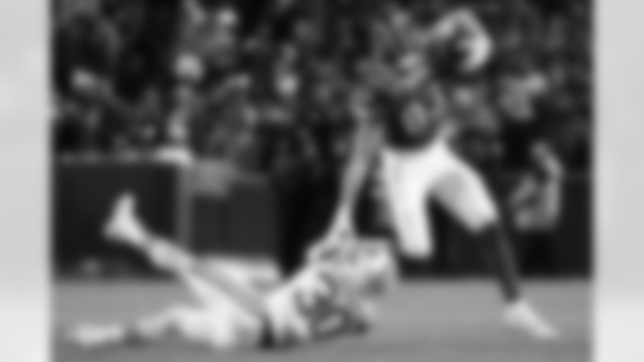 Buffalo Bills vs New York Jets, Regular Season, January 04, 2026 at Highmark Stadium.