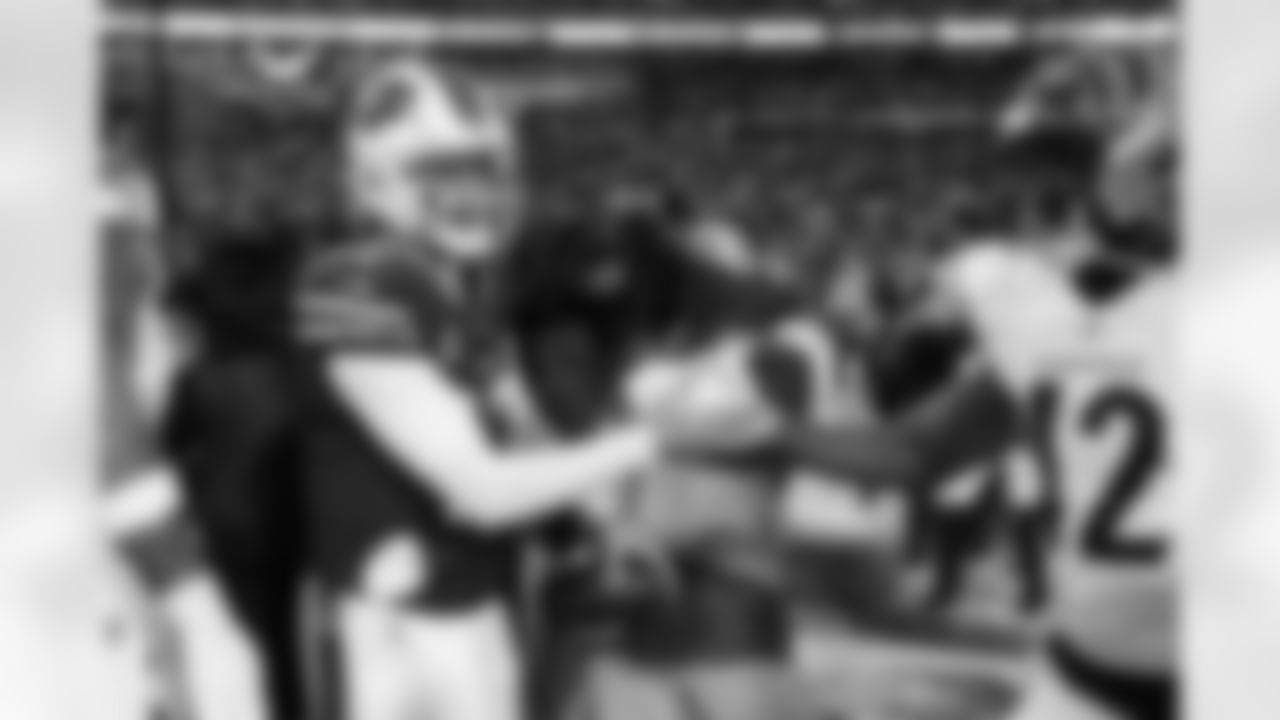 Buffalo Bills vs Cincinnati Bengals, Regular Season, December 07, 2025 at Highmark Stadium.