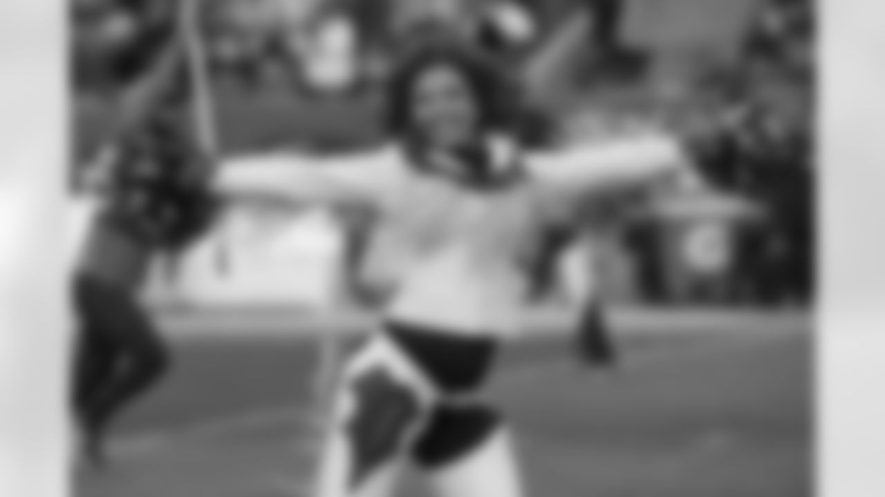 during the Broncos' Divisional Round playoff game against the Buffalo Bills at Empower Field at Mile High in Denver, Colorado on January 17, 2026. Photo by Paul Cloud / Denver Broncos