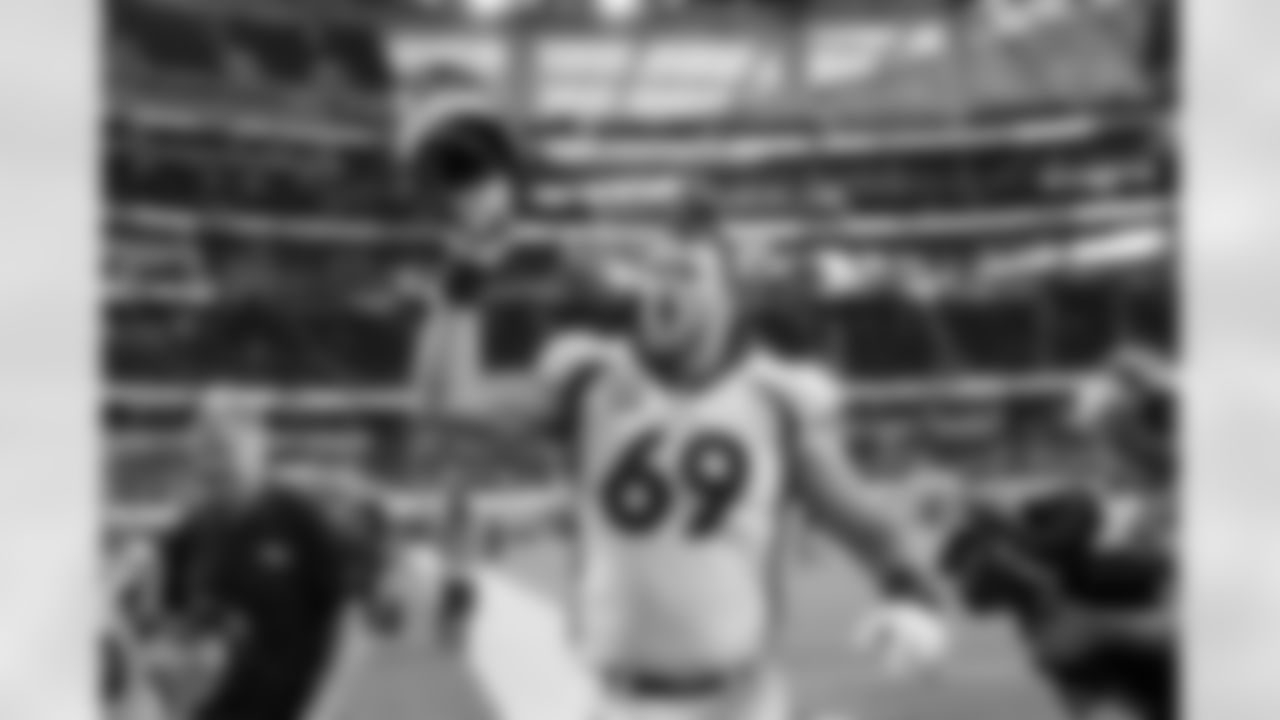 Mike McGlinchey celebrates after the Broncos' Week 14 game against the Los Angeles Chargers at SoFi Stadium in Inglewood, California on December 10, 2023. Photo by Ben Swanson / Denver Broncos