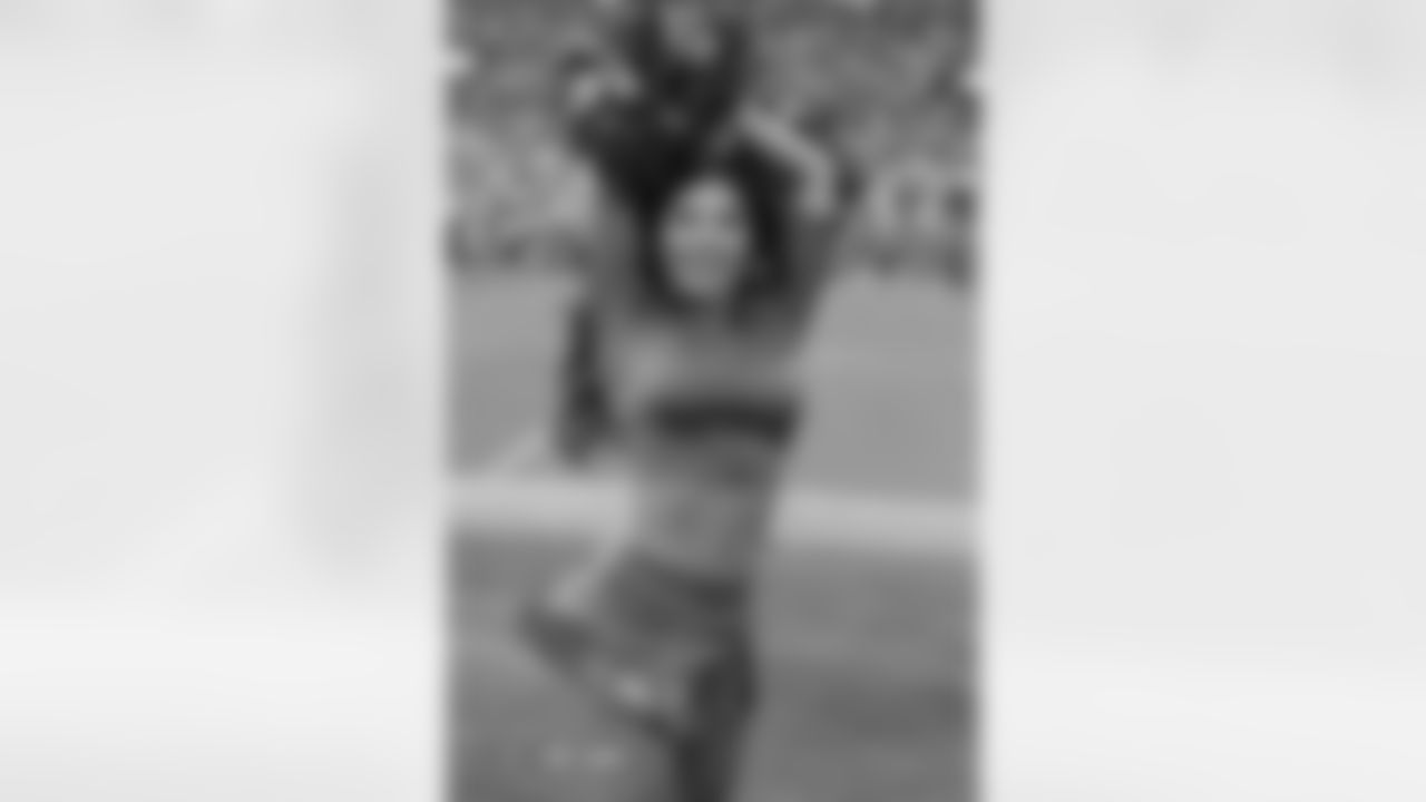 Denver Broncos Cheerleaders during the Broncos' Week 11 game against the Kansas City Chiefs at Empower Field at Mile High in Denver, Colorado on November 16, 2025. Photo by Paul Cloud / Denver Broncos