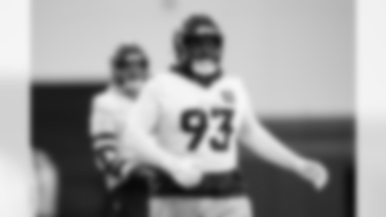 D.J. Jones during practice at Broncos Park Powered by CommonSpirit in Englewood, Colorado on January 9, 2026. Photo by Ben Swanson / Denver Broncos