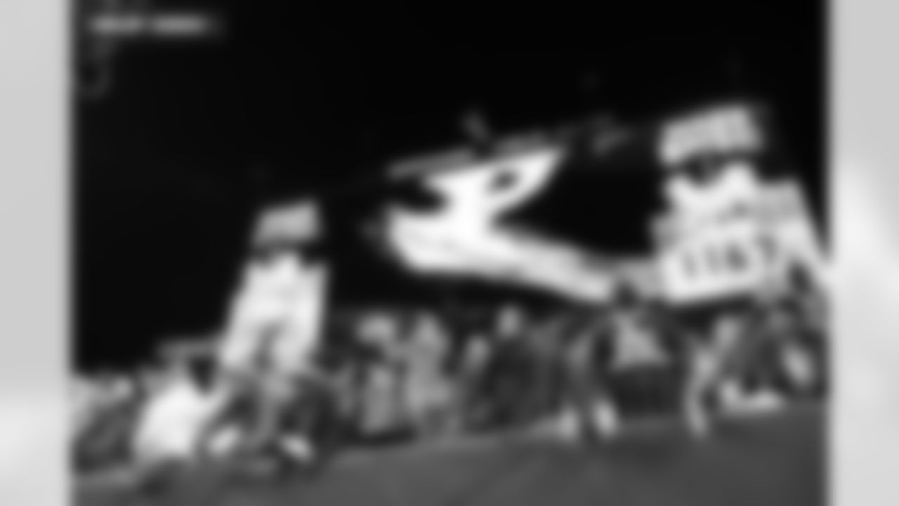 Denver Broncos fans cheer during the Broncos' Divisional Round playoff game against the Buffalo Bills at Empower Field at Mile High in Denver, Colorado on January 17, 2026. Photo by Gabriel Christus / Denver Broncos