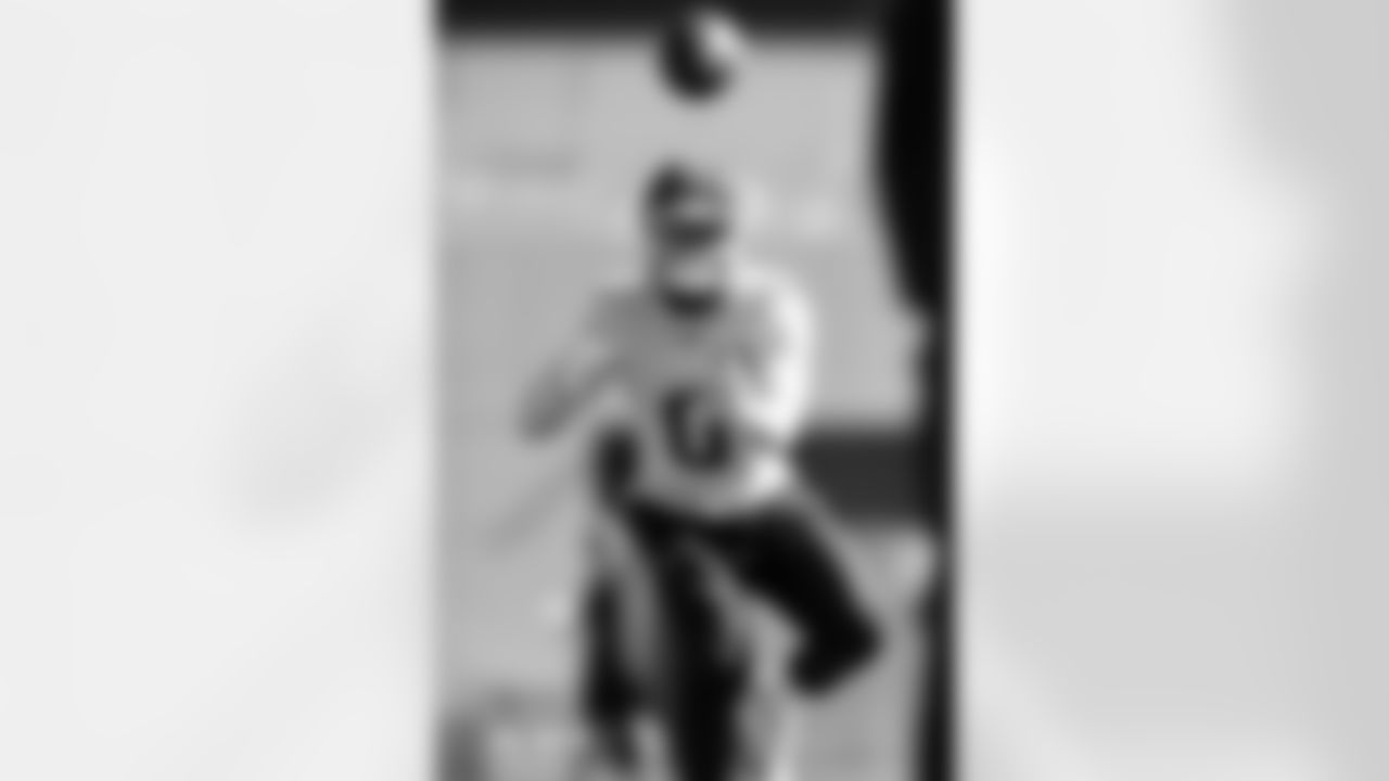 Jonathon Cooper during practice on Wednesday, October 22, 2025 at Broncos Park Powered by CommonSpirit in Englewood, Colorado.
Photo by Gabriel Christus / Denver Broncos