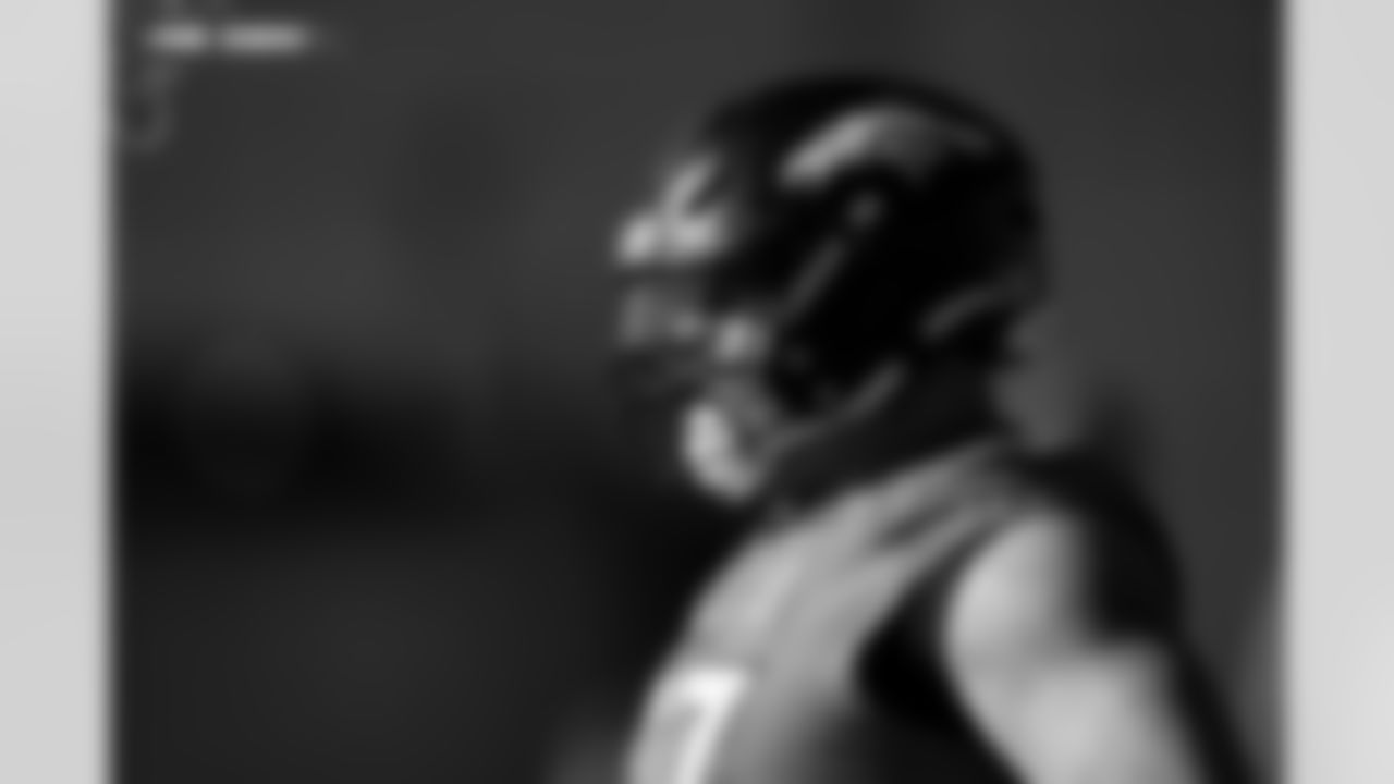 Quinn Meinerz during practice at Broncos Park Powered by CommonSpirit in Englewood, Colorado on January 22, 2026. Photo by Ben Swanson / Denver Broncos