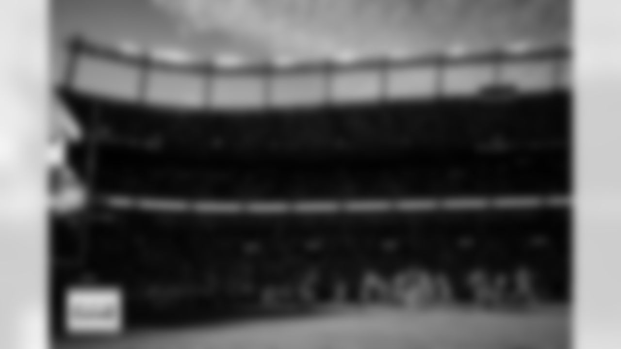 The Denver Broncos defend against the Green Bay Packers during the Broncos' Week 15 game against the Green Bay Packers at Empower Field at Mile High in Denver, Colorado on December 14, 2025. Photo by Ben Swanson / Denver Broncos