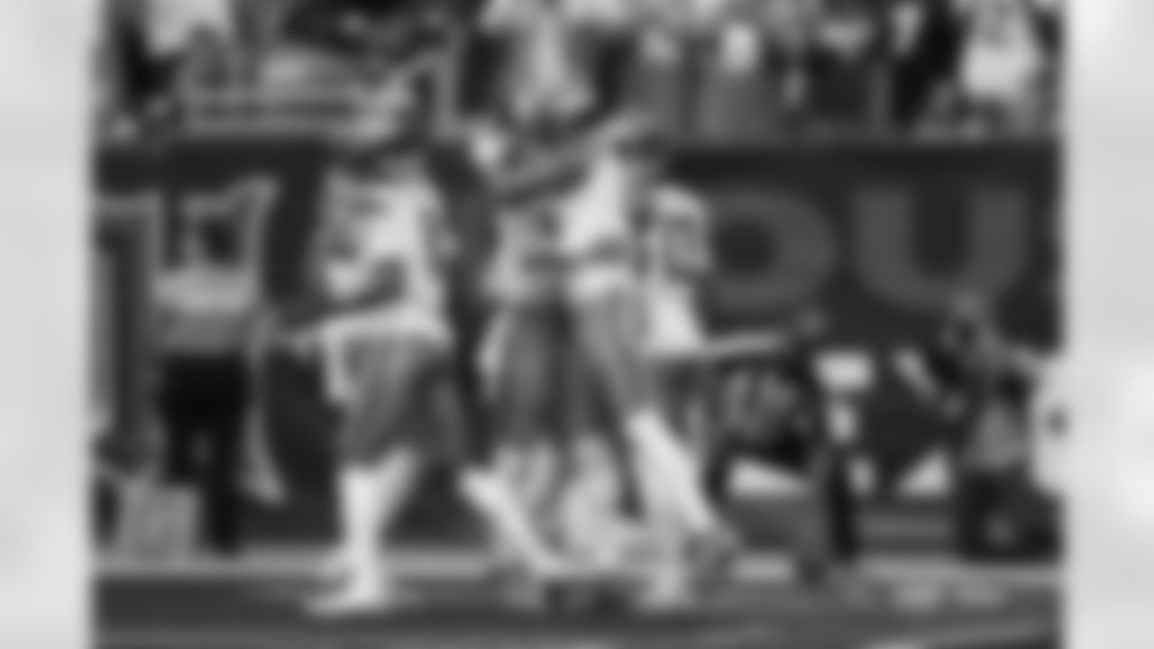 Courtland Sutton during the Broncos' Week 9 game against the Houston Texans at NRG Stadium in Houston, Texas on November 2, 2025. Photo by Ben Swanson / Denver Broncos