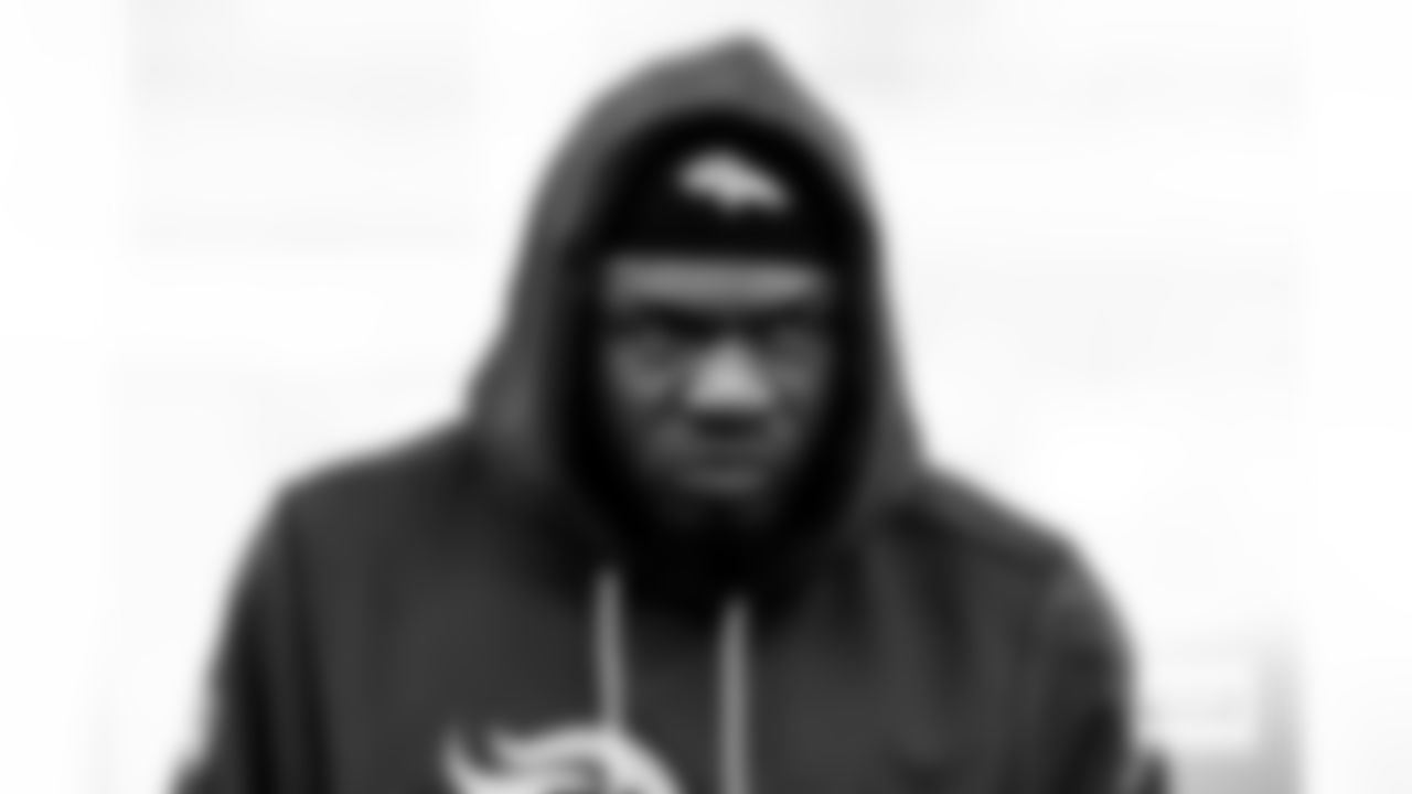 Denver Broncos running back RJ Harvey warms up before the AFC Championship Game between the Denver Broncos and New England Patriots at Empower Field at Mile High in Denver, Colorado on January 25, 2026. Photo by Gabriel Christus / Denver Broncos