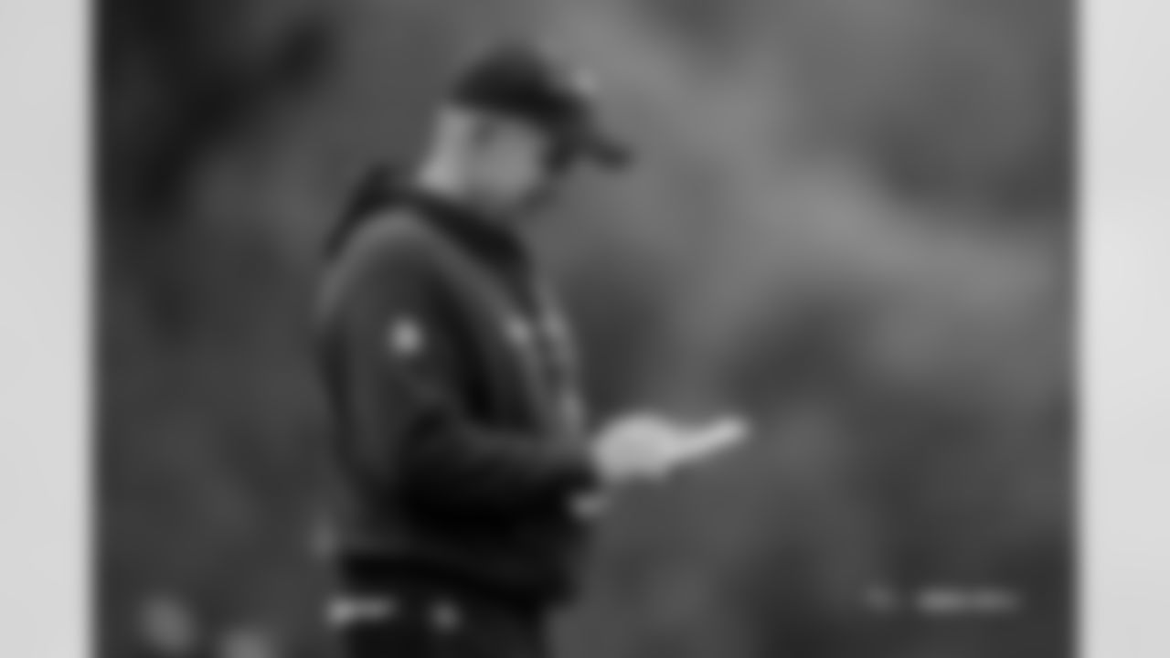 Sean Payton during practice at The Greenbrier in White Sulphur Springs, West Virginia on September 26, 2024. Photo by Ben Swanson / Denver Broncos