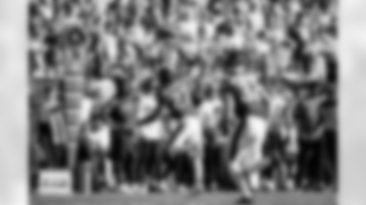 Denver Broncos wide receiver Courtland Sutton (14) makes a catch over Philadelphia Eagles cornerback Quinyon Mitchell (27) during the Broncos' Week 5 game against the Philadelphia Eagles at Lincoln Financial Field in Philadelphia, Pennsylvania on October 5, 2025. Photo by Ben Swanson / Denver Broncos