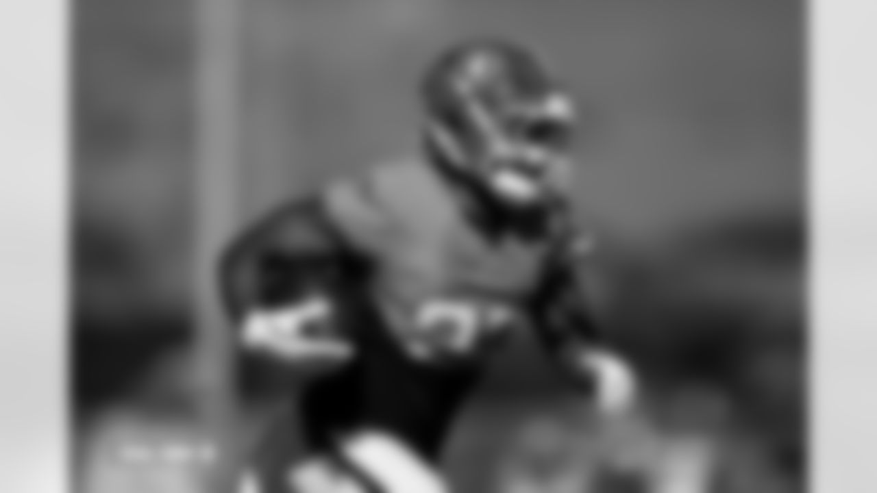 J.K. Dobbins during practice at Broncos Park Powered by CommonSpirit in Englewood, Colorado on October 23, 2025. Photo by Ben Swanson / Denver Broncos