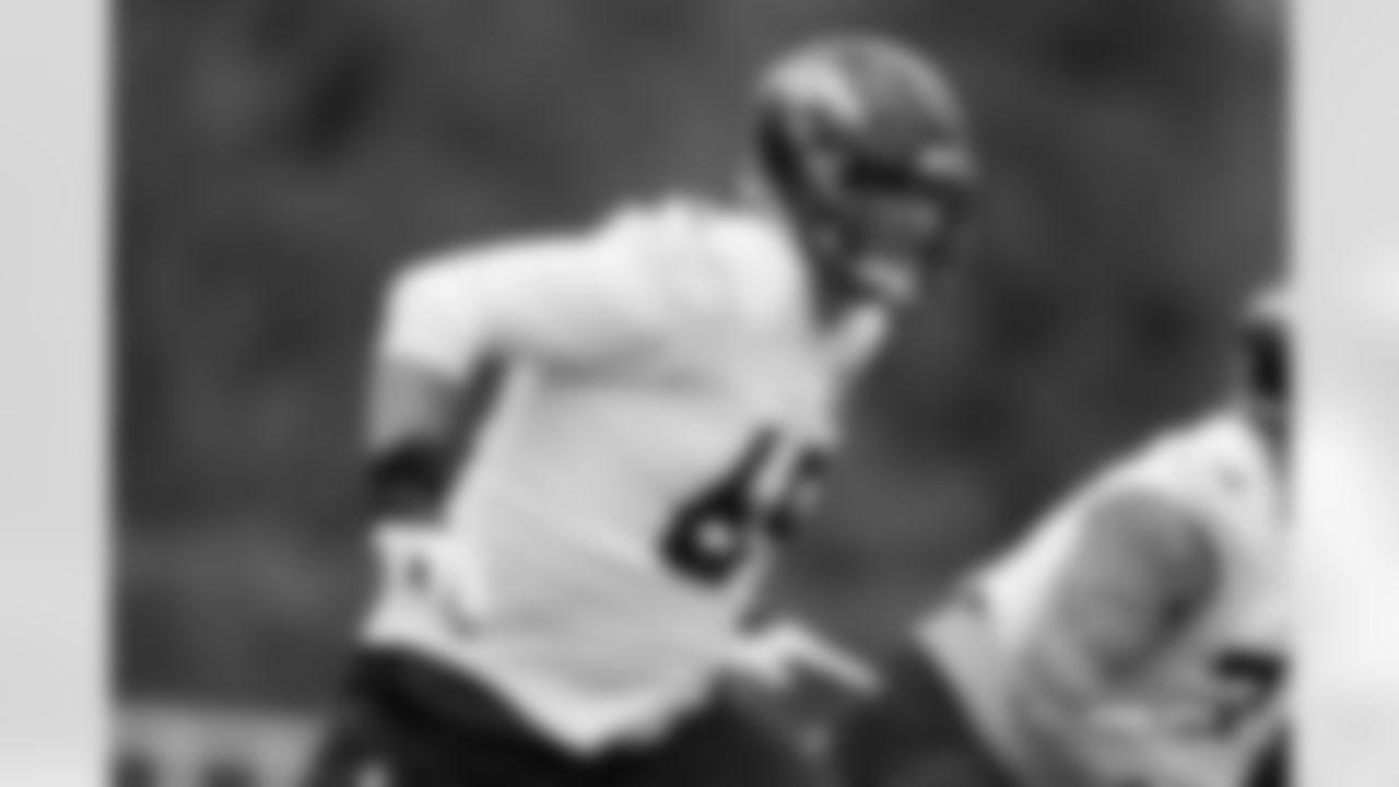 Mike McGlinchey during practice at Tottenham Hotspur Football Club Training Ground in Enfield, England on October 9, 2025. Photo by Gabriel Christus / Denver Broncos