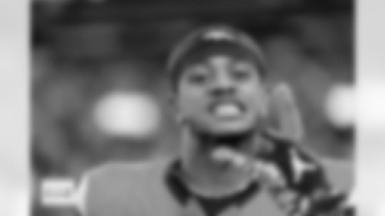 before the Broncos' Week 15 game against the Green Bay Packers at Empower Field at Mile High in Denver, Colorado on December 14, 2025. Photo by Gabriel Christus / Denver Broncos