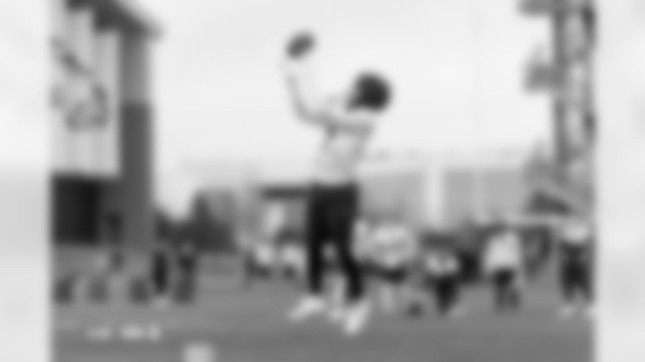 Pat Surtain II during practice at Broncos Park Powered by CommonSpirit in Englewood, Colorado on January 1, 2026. Photo by Ben Swanson / Denver Broncos