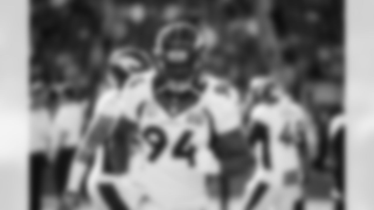DeMarcus Ware warms up before the game against the Carolina Panthers during Super Bowl 50 game at Levi's Stadium in Santa Clara, CA, February 07, 2016.
Photo by Gabriel Christus