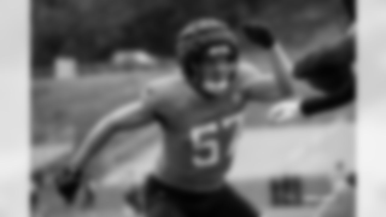 Kristian Welch during practice at The Greenbrier in White Sulphur Springs, West Virginia on September 25, 2024. Photo by Ben Swanson / Denver Broncos