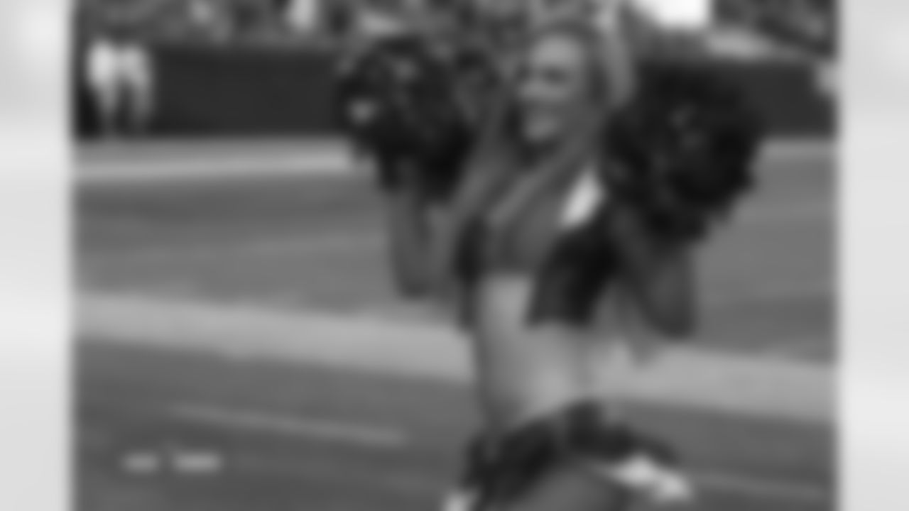 Denver Broncos Cheerleaders during the Broncos' preseason Week 2 game against the Arizona Cardinals at Empower Field at Mile High in Denver, Colorado on August 16, 2025. Photo by Paul Cloud / Denver Broncos