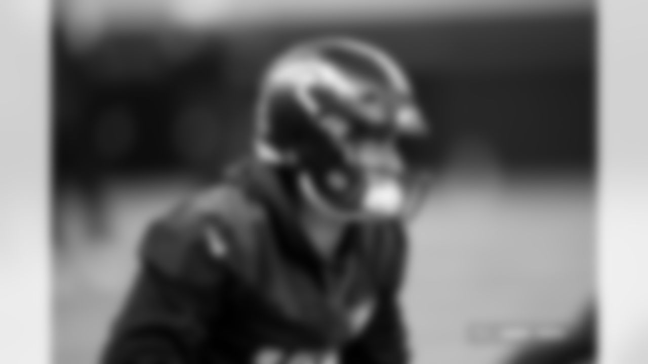 Bo Nix during practice at Broncos Park Powered by CommonSpirit in Englewood, Colorado on October 31, 2025. Photo by Ben Swanson / Denver Broncos