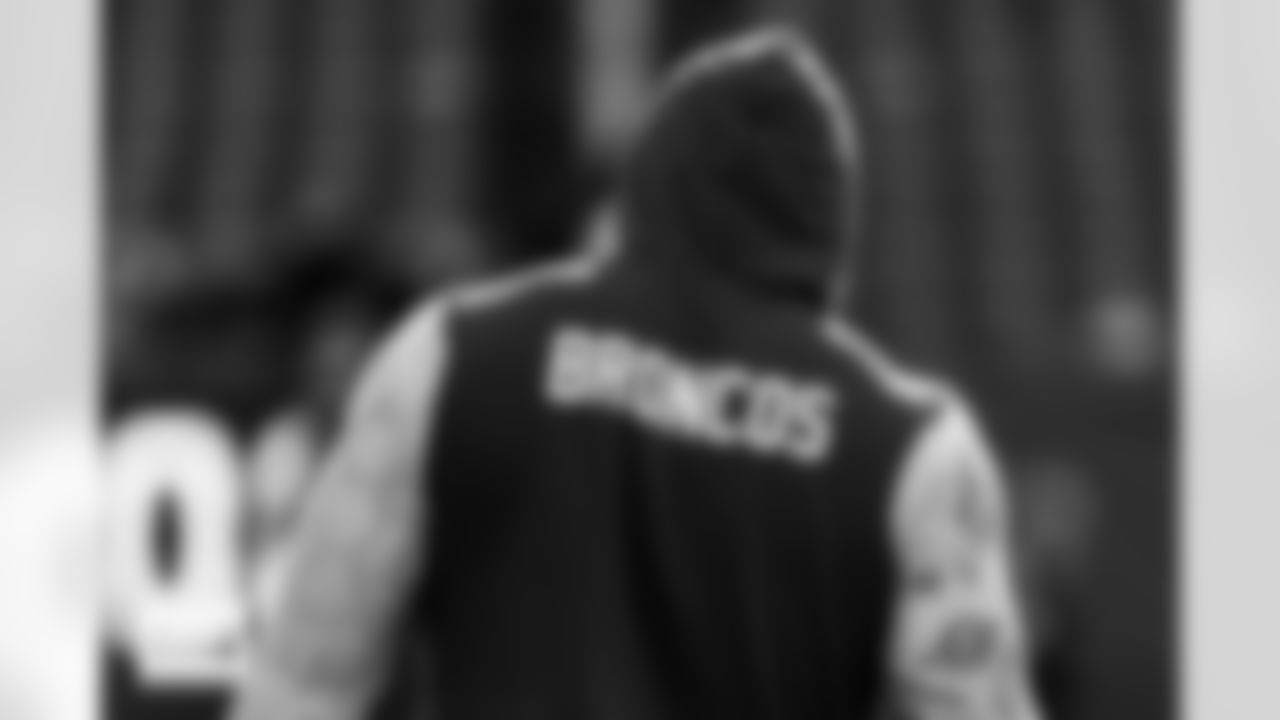 Quinn Meinerz before the Broncos' Week 18 game against the Los Angeles Chargers at Empower Field at Mile High in Denver, Colorado on January 4, 2026. Photo by Gabriel Christus / Denver Broncos