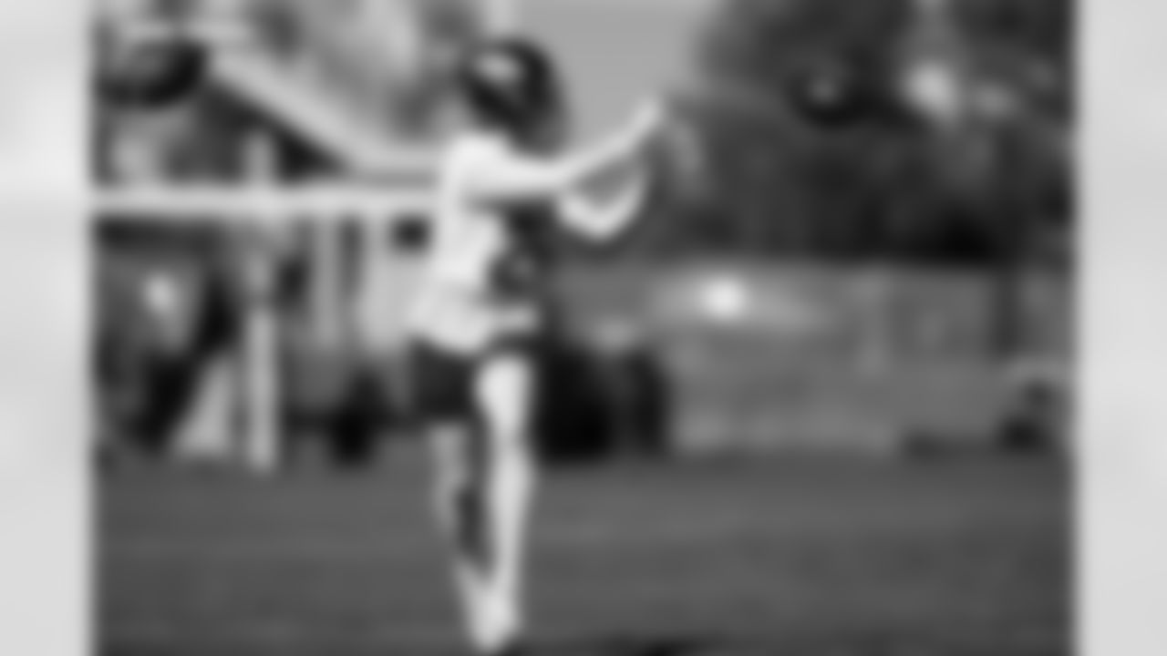 Riley Moss during practice at Broncos Park Powered by CommonSpirit in Englewood, Colorado on January 22, 2026. Photo by Ben Swanson / Denver Broncos