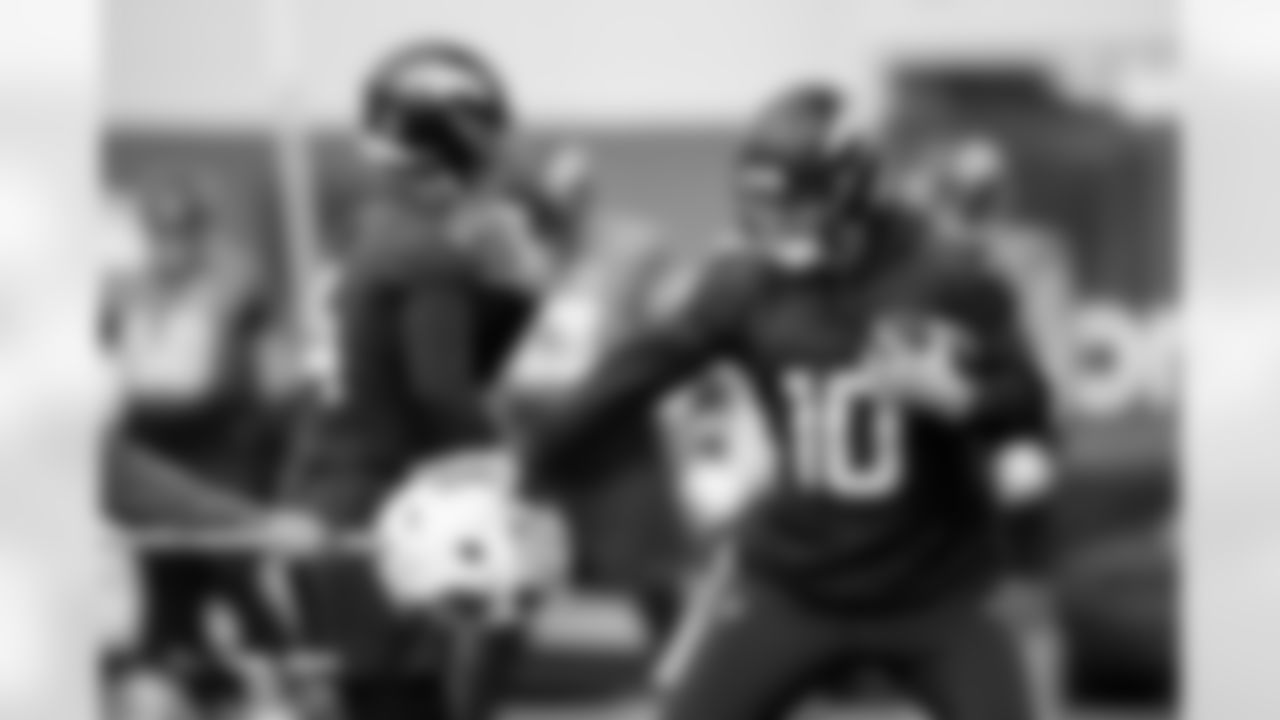 Bo Nix during practice at Broncos Park Powered by CommonSpirit in Englewood, Colorado on December 11, 2025. Photo by Ben Swanson / Denver Broncos