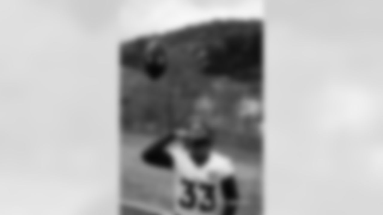 Javonte Williams during practice at The Greenbrier in White Sulphur Springs, West Virginia on September 26, 2024. Photo by Ben Swanson / Denver Broncos