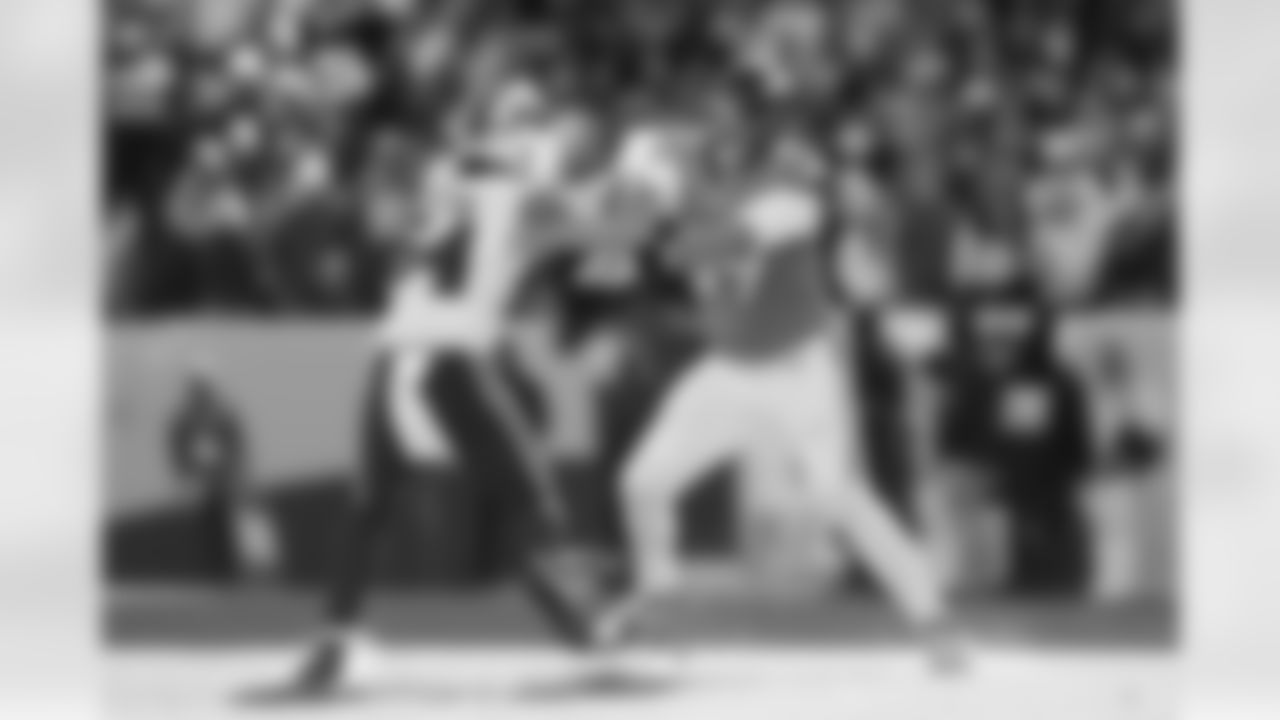 Denver Broncos offensive tackle Mike McGlinchey (69) blocks Buffalo Bills linebacker Baylon Spector (54) during the Broncos' Divisional Round playoff game against the Buffalo Bills at Empower Field at Mile High in Denver, Colorado on January 17, 2026. Photo by Ben Swanson / Denver Broncos