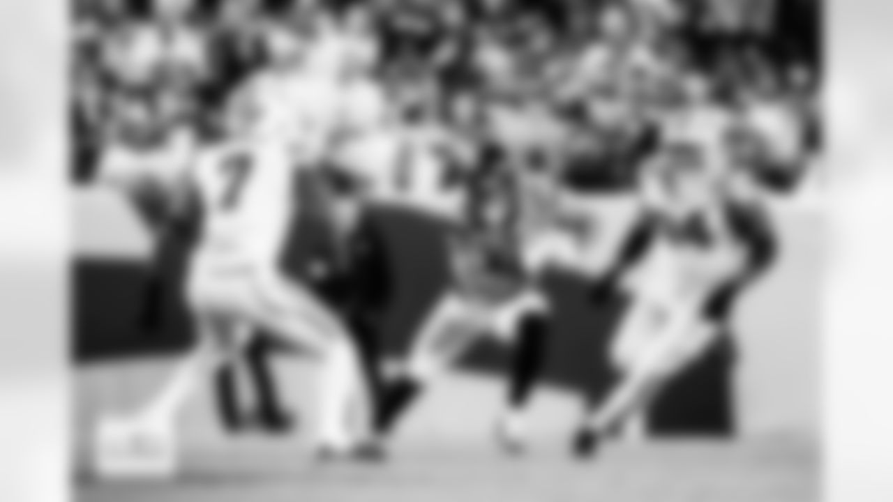 Denver Broncos tight end Evan Engram (1) runs with the ball on a reception during the Broncos' Week 15 game against the Green Bay Packers at Empower Field at Mile High in Denver, Colorado on December 14, 2025. Photo by Ben Swanson / Denver Broncos