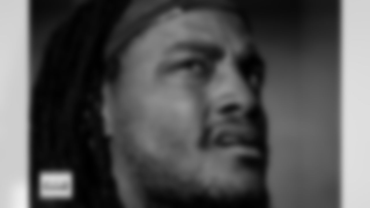 Nik Bonitto before the Broncos' Week 18 game against the Los Angeles Chargers at Empower Field at Mile High in Denver, Colorado on January 4, 2026. Photo by Ben Swanson / Denver Broncos