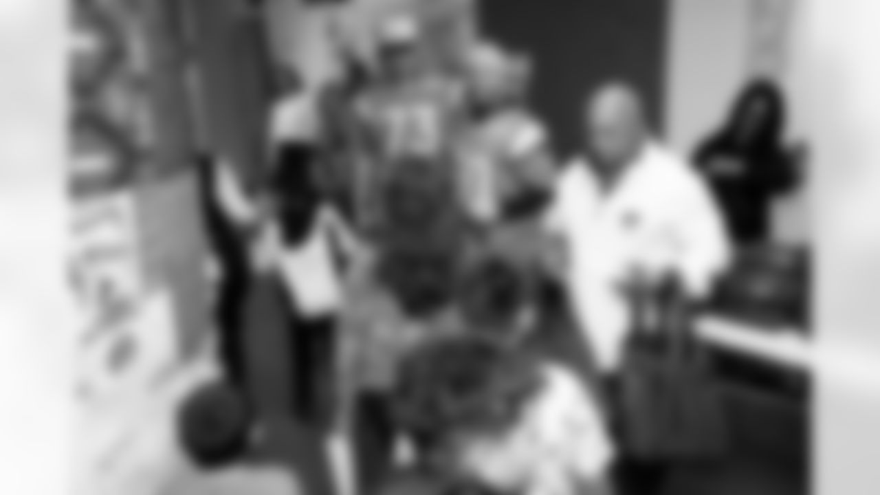 The Denver Broncos and CommonSpirit host a Thanksgiving assembly and activities about kindness at Colfax Elementary School in Denver, Colorado on November 11, 2025. Photo by Ben Swanson / Denver Broncos