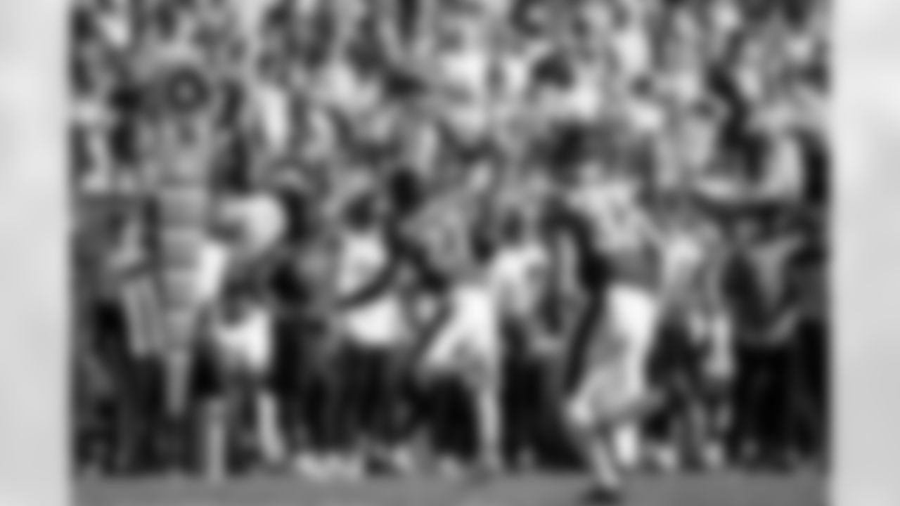 Denver Broncos wide receiver Courtland Sutton (14) makes a catch over Philadelphia Eagles cornerback Quinyon Mitchell (27) during the Broncos' Week 5 game against the Philadelphia Eagles at Lincoln Financial Field in Philadelphia, Pennsylvania on October 5, 2025. Photo by Ben Swanson / Denver Broncos