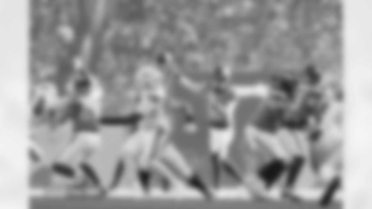 Bo Nix (10) during the Broncos' Week 15 game against the Green Bay Packers at Empower Field at Mile High in Denver, Colorado on December 14, 2025. Photo by Gabriel Christus / Denver Broncos