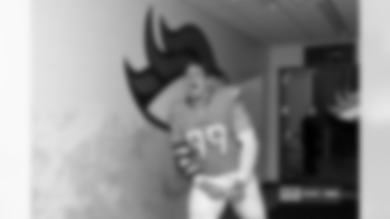 Zach Allen during the Broncos' Week 7 game against the New York Giants at Empower Field at Mile High in Denver, Colorado on October 19, 2025. Photo by Gabriel Christus / Denver Broncos