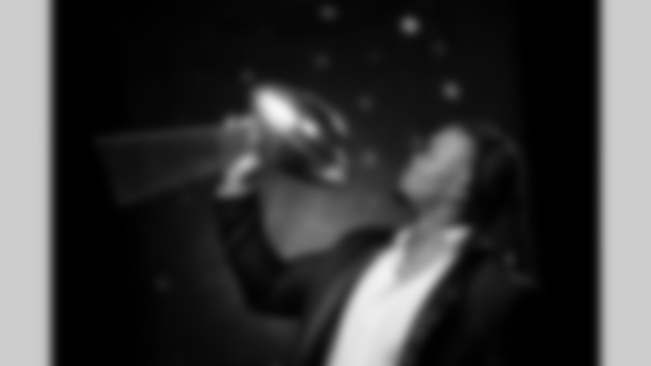 Kapri Bibbs poses for a portrait at the 2025 Alumni Weekend Reception on October 18, 2025. Photo by Ben Swanson / Denver Broncos