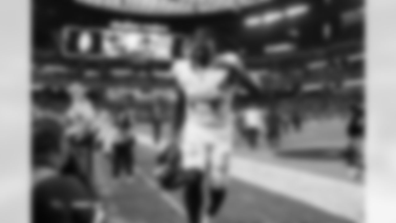 during the Broncos' Week 14 game against the Las Vegas Raiders at Allegiant Stadium in Las Vegas, Nevada on December 7, 2025. Photo by Ben Swanson / Denver Broncos