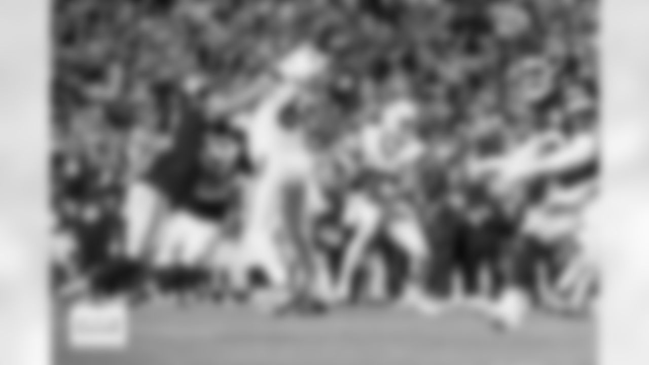 during the Broncos' Week 17 game against the Kansas City Chiefs at GEHA Field at Arrowhead Stadium in Kansas City, Missouri on December 25, 2025. Photo by Gabriel Christus / Denver Broncos