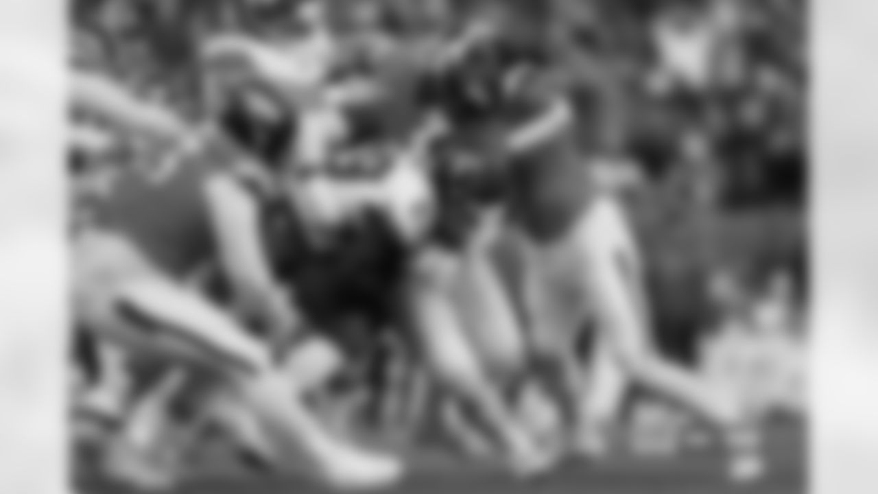 Malcolm Roach during the Broncos' Week 11 game against the Kansas City Chiefs at Empower Field at Mile High in Denver, Colorado on November 16, 2025. Photo by Ben Swanson / Denver Broncos