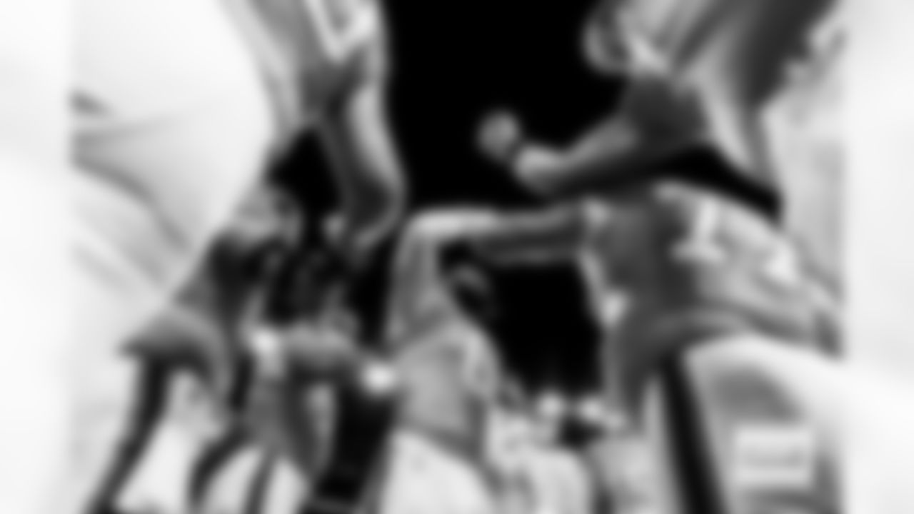 Denver Broncos linebacker Jonathon Cooper (0) hypes up his defense before the Broncos' Week 10 game against the Las Vegas Raiders at Empower Field at Mile High in Denver, Colorado on November 6, 2025. Photo by Gavin Liddell / Denver Broncos