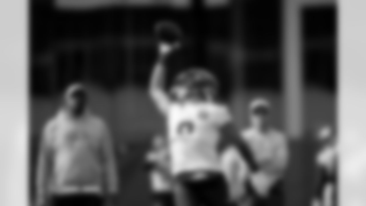 Talanoa Hufanga during practice at Broncos Park Powered by CommonSpirit in Englewood, Colorado on November 28, 2025. Photo by Gabriel Christus / Denver Broncos