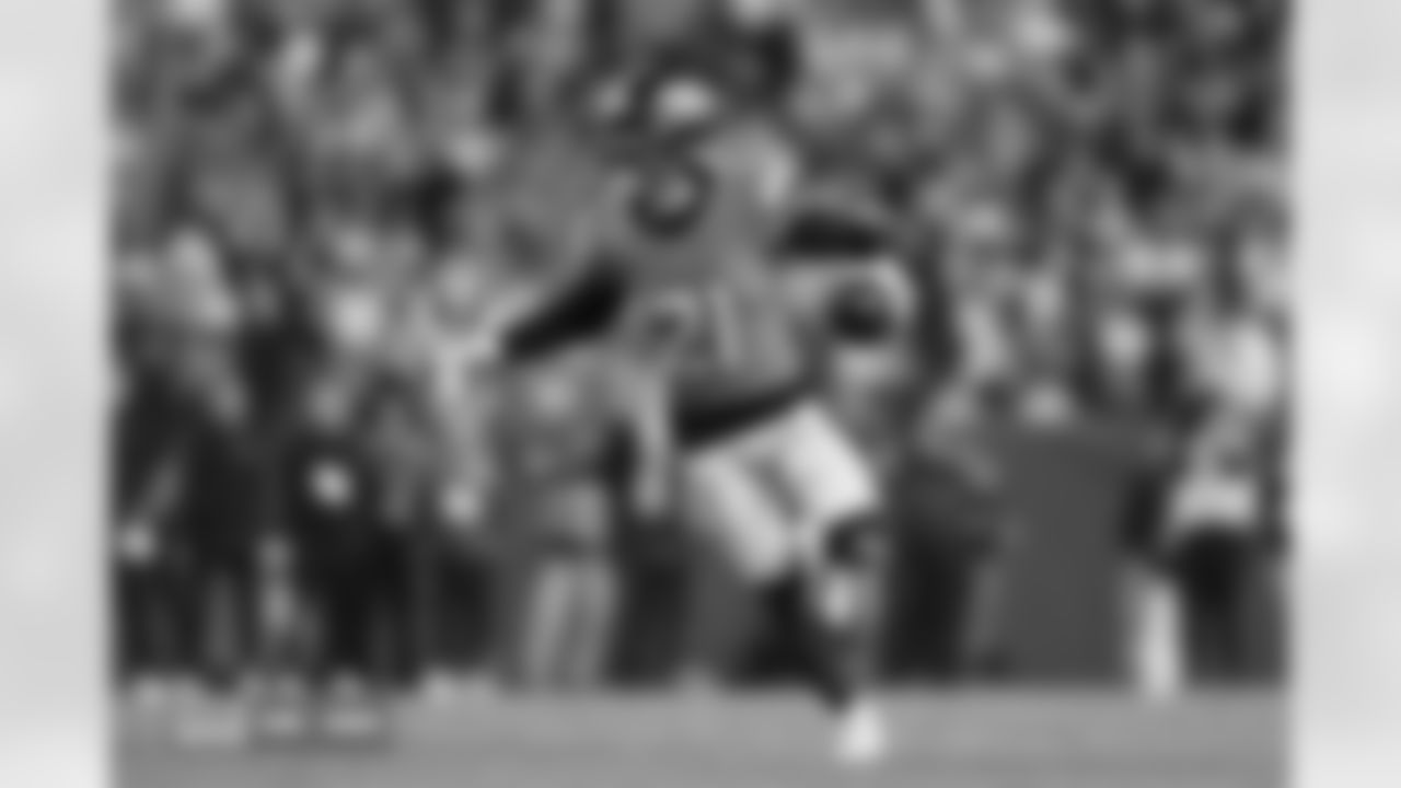 Riley Moss during the Broncos' Week 15 game against the Green Bay Packers at Empower Field at Mile High in Denver, Colorado on December 14, 2025. Photo by Gabriel Christus / Denver Broncos