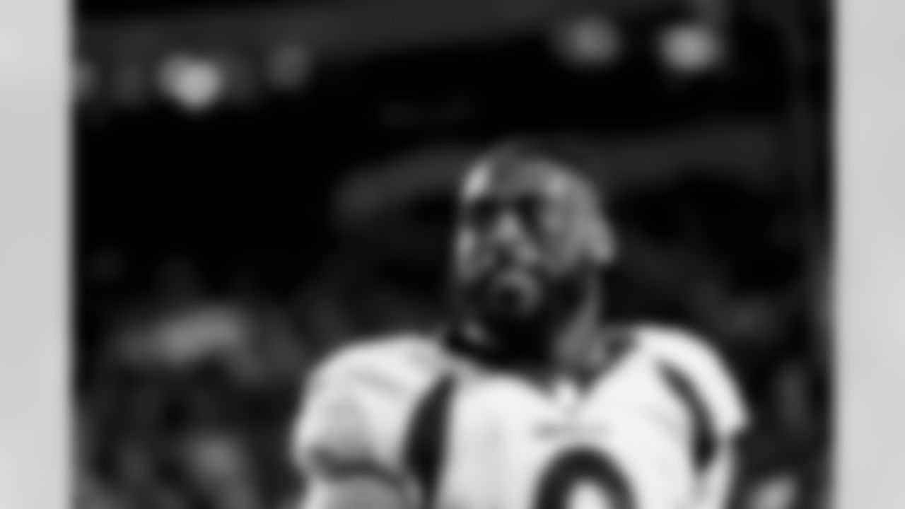 Jonathon Cooper before the Broncos' Week 10 game against the Buffalo Bills at Highmark Stadium in Orchard Park, New York on November 13, 2023.