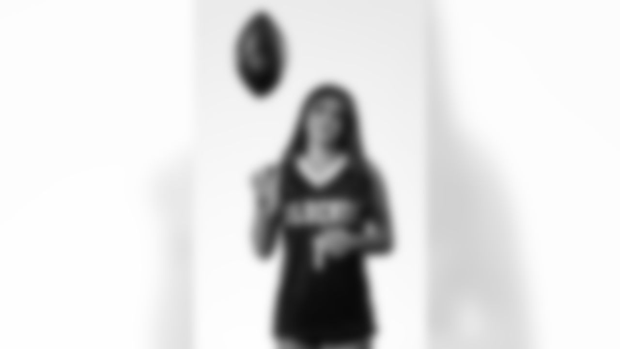 Students pose for portraits at CHSAA's High School Fall Sports Media Day on August 5, 2025 in Denver, Colorado. Photo by Ben Swanson / Denver Broncos
