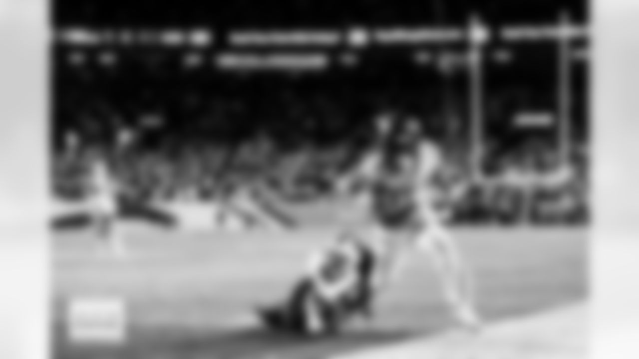 Denver Broncos wide receiver Marvin Mims Jr. (19) makes a catch for a touchdown during the Broncos' Divisional Round playoff game against the Buffalo Bills at Empower Field at Mile High in Denver, Colorado on January 17, 2026. Photo by Ben Swanson / Denver Broncos