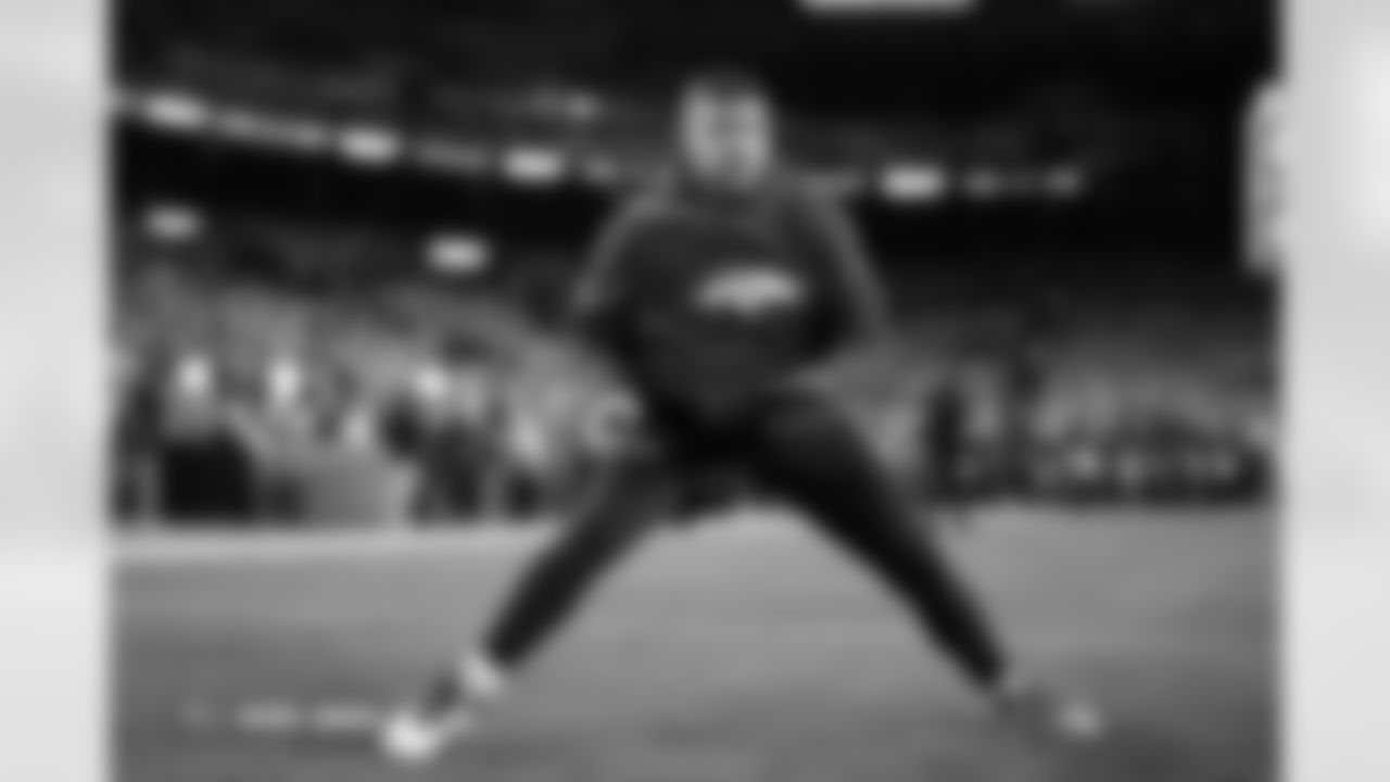 Alex Palczewski before the Broncos' Week 13 game against the Washington Commanders at Northwest Stadium in Landover, Maryland on November 30, 2025. Photo by Ben Swanson / Denver Broncos