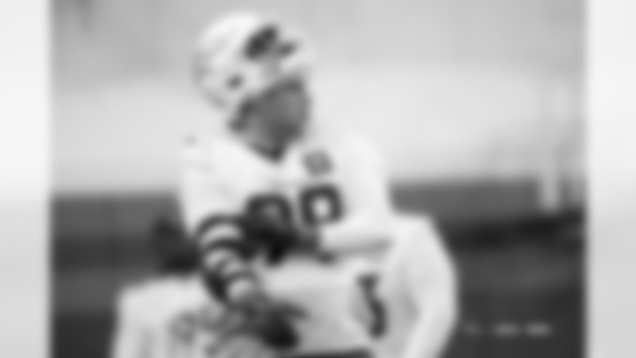 Zach Allen during practice on Thursday, December 18, 2025 at Broncos Park Powered by CommonSpirit in Englewood, Colorado.
Photo by Gabriel Christus / Denver Broncos